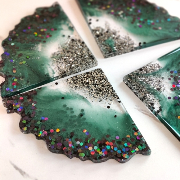 Handmade Dark Green and Glitter Resin Coasters - Picture 5 of 5